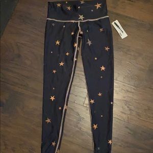 NWT RARE TEEKI HOT PANT LEGGING M MEDIUM